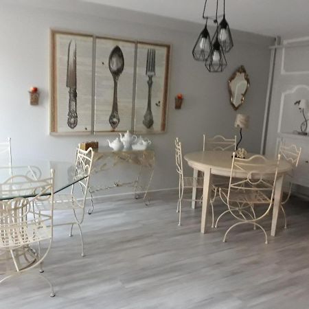 La Mongeardiere Ay-Champagne Buitenkant foto